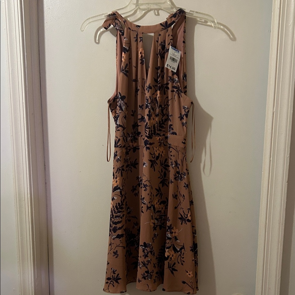 Floral Sleeveless Tan Dress